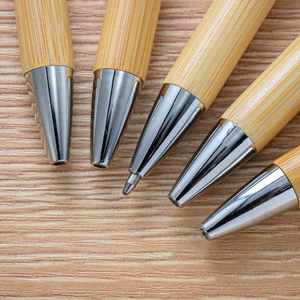Bolígrafo de Madera de Bambú con Grabado Láser Personalizado con Logotipo, Regalo Promocional Publicitario para Oficina, Escuela y Negocios - Product Image 2