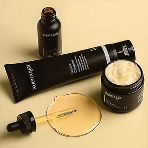 <span class=keywords><strong>Set</strong></span> di Cura della Pelle per Uomini di Colore OEM ODM: Detergente Viso, Crema Esfoliante e Sbiancante, Siero Viso Idratante e Riparatore con Vitamina C - Product Image 1