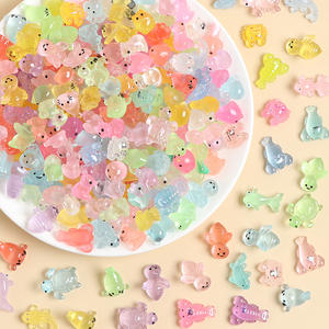 Mini schattige glow-in-the-dark dierenharsmodellen driedimensionaal mysterie blind bag DIY feeëntuin huis micro <span class=keywords><strong>aquarium</strong></span> decoratie - Product Image 1