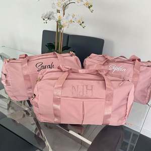 Sac polochon de sport personnalisé avec rangement pour chaussures Grande capacité Étanche pour les voyages en plein air Bagages de sport Sac polochon avec logo - Product Image 4