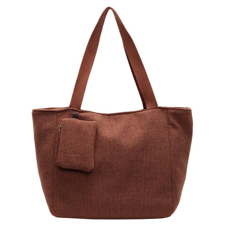 สีน้ำตาล