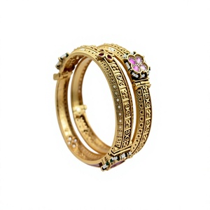 Atractivas pulseras de moda de dos piezas, chapadas en oro y con moissanita de calidad premium, para mujeres, colección para bodas. - Product Image 2