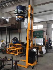 저렴한 가격 2M 거대한 이동 틸터 180 도 틸터 450kg 용량 세미 전기 드럼 리프터 - Product Image 4