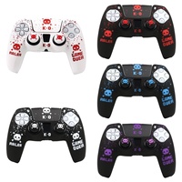 Coque en silicone à motif crâne pixelisé par impression par transfert d'eau avec poignées pour manettes PlayStation 5