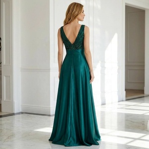 Abito da <span class=keywords><strong>sera</strong></span> all'ingrosso con paillettes e perline, scollo a V, in raso, linea ad A, lunghezza al pavimento, personalizzabile, per ballo di fine anno - Product Image 2