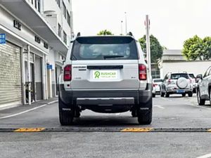 2022 To-yotaPrado SUV Interior usado Excelentes capacidades todoterreno Transmisión manual Conducción a la izquierda - Product Image 6