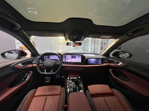 <span class=keywords><strong>Concessionnaire</strong></span> automobile 2024 <span class=keywords><strong>Audi</strong></span> Q7 (importé) Q7 2.0T 45TFSI Quattro S Line Heiwushi Black Knight Modèle Voiture d'<span class=keywords><strong>occasion</strong></span> - Product Image 6