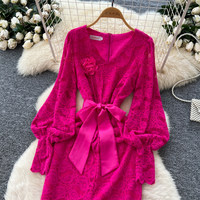 Robe élégante pour femmes, col en V, manches longues, dentelle, avec nœud à la taille, applique florale, robe midi décontractée pour tous les jours et les soirées