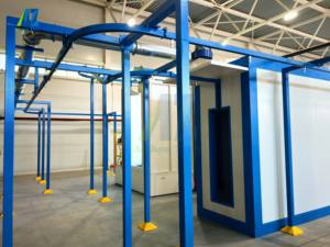 Линия порошковой окраски Top Rail Batch с ручным управлением, полная система порошковой покраски с верхним перекрестным транспортером - Product Image 2