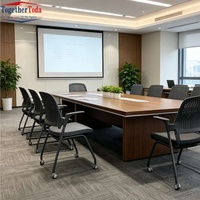Chaise de conférence ergonomique en plastique de qualité commerciale, hauteur fixe, empilable, design mobile, roulettes silencieuses, usage professionnel pour bureaux d'entreprise