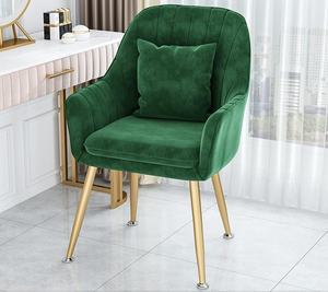 Fauteuil d'appoint moderne de luxe en tissu velours avec pieds en métal doré, prix d'usine personnalisé, vente en gros - Product Image 4