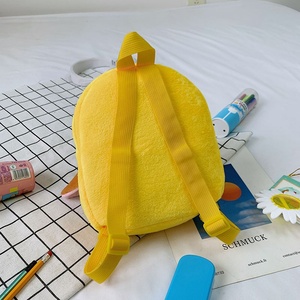 Zaino in Peluche Trendy per Bambini 1-4 Anni, Design Spider-Man Unisex con Doppia Tracolla e Portamonete - Product Image 2