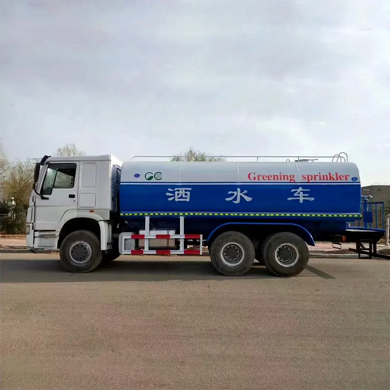 Caminhão tanque de aspersão Howo usado novo, preço barato na China, caminhão tanque de água para água potável