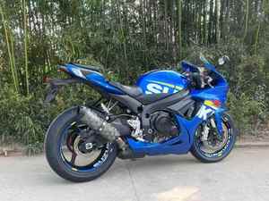 ซูซูกิ GSX600 600 ซีซี เครื่องยนต์ 4 สูบเรียง ความเร็วรอบสูง มอเตอร์ไซค์สปอร์ตมือสอง ใช้แก๊สโซลีน รถจักรยานยนต์สปอร์ตสำหรับแข่ง - Product Image 5