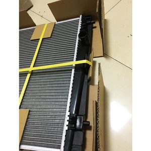 หม้อน้ำระบายความร้อน<span class=keywords><strong>เครื่องยนต์</strong></span>16400-0Q040/16400-0Q040สำหรับ <span class=keywords><strong>Yaris</strong></span>/Vitz/hatchback/ Van 1.0L 3cyl หม้อน้ำอัตโนมัติ - Product Image 3