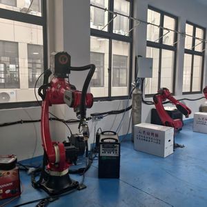 Nueva Estación de Soldadura Láser Robótica Multifunción Herolaser con Motor PLC, IP54, Brazo de 3000 mm de Longitud, Uso Industrial, Accionamiento Neumático - Product Image 3