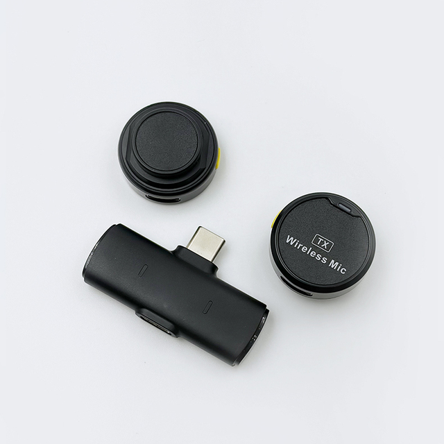 Strong Magnetic Wireless Lavalier Microphone Type C Connector LED Display Omni-Directional for Podcast Vlog Content Creator
