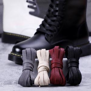 Lacets en coton ciré plats de qualité supérieure de 8 mm pour bottes et chaussures décontractées en cuir, lacets de mode de plein air de créateur en gros - Product Image 1