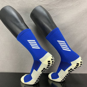 ถุงเท้ากีฬาระบายอากาศดีไซน์เนอร์  โลโก้สั่งทำได้  แบบรัดกล้ามเนื้อ สีชมพู  กันลื่น  สำหรับฟุตบอลและซอคเกอร์ - Product Image 5