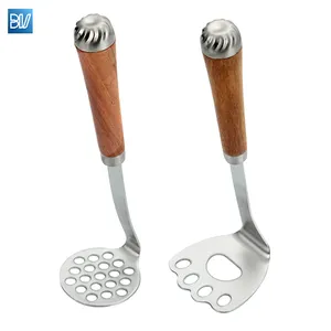 Manico in legno di alta qualità pressa per patate verdura in acciaio inox Gadget da cucina a mano patate schiacciapatate e schiacciapatate