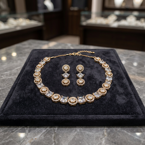 Ensemble collier et boucles d'oreilles plaqué or 14 carats à coupe carrée pour femme, bijoux élégants en laiton pour fiançailles, mariage et soirées - Product Image 3