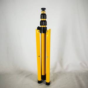 Trípode Telescópico con Forma de Paraguas Wade de 1.35m y 38mm para Focos y Luces de Trabajo - Product Image 2