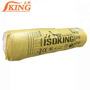 ISOKING 12-48Kg/m3 Isolation en <span class=keywords><strong>laine</strong></span> <span class=keywords><strong>de</strong></span> <span class=keywords><strong>verre</strong></span> jaune nue pour isolation <span class=keywords><strong>de</strong></span> toit en métal - Product Image 1