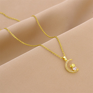 Collier Cœur de Luxe Élégant Entièrement Sertie de Diamants pour Femme, Chaîne de Clavicule Polyvalente en Acier Titane Tendance, pour Observation de la Lune à Distance - Product Image 4