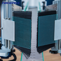 Machine d'étiquetage verticale double face, machine d'étiquetage automatique, machine d'étiquetage pour bouteilles en plastique carrées, machine d'étiquetage pour détergents