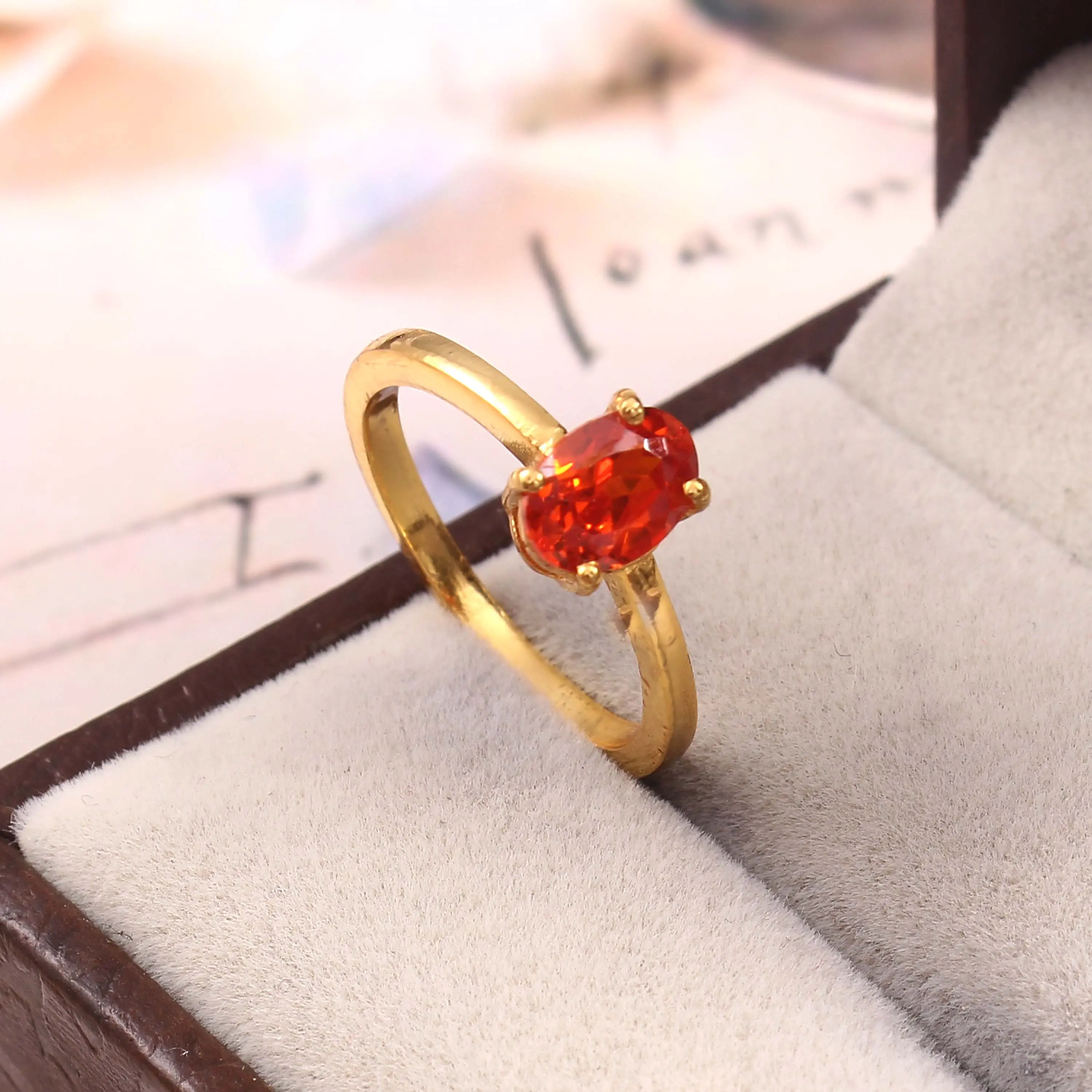 Color naranja Circón cúbico Forma ovalada Ajuste de Punta facetada Plata de Ley 925 Anillo chapado en oro de 18K Anillo de plata hecho a mano