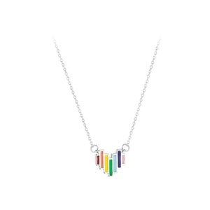 Collar con colgante de corazón de color arcoíris para mujer, cadena sencilla y moderna para la clavícula, joyería. - Product Image 1