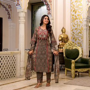 Ensemble ethnique pour femme en coton marron à imprimé numérique traditionnel, séchage rapide, longueur genou, coupe régulière, décontracté, pour mariage et fête Diwali - Product Image 1