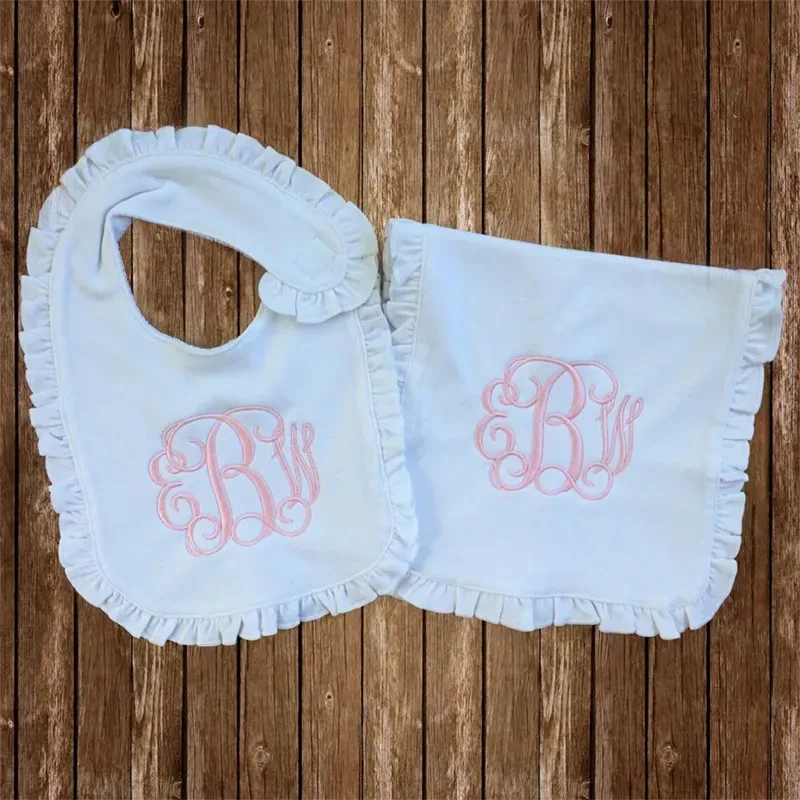 Wholesale High Quality Monogrammed Name Blank Baby Gift Embroidery Ruffle Cotton Baby Bib Burp Cloths
