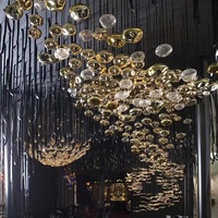Lustre en cristal moderne sur mesure de grande taille, éclairage suspendu en verre de luxe avec LED pour hall d'hôtel