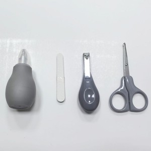 Kit de herramientas de cuidado <span class=keywords><strong>para</strong></span> <span class=keywords><strong>bebés</strong></span>, bolsa de almacenamiento portátil, cepillo <span class=keywords><strong>para</strong></span> <span class=keywords><strong>bebés</strong></span>, peine redondo, cortauñas seguro, tijeras, <span class=keywords><strong>lima</strong></span> de uñas <span class=keywords><strong>para</strong></span> <span class=keywords><strong>recién</strong></span> <span class=keywords><strong>nacidos</strong></span> - Product Image 4