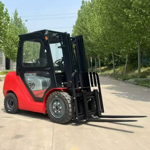 Carrello Elevatore Diesel Iso Ce 3030 con Cabina Chiusa, Motore a Combustione Interna, Gas GPL, Fuoristrada 4x4, Movimentatore Telescopico VNA - Product Image 1