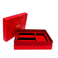Boîtes cadeaux en carton de luxe personnalisées avec revêtement UV rouge, avec couvercle, logo estampé à chaud avec traitement de surface texturé