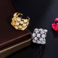 Trendiger Messingring mit 18K Goldplattierung, Rundem Zirkonia-Schliff, Hohl, Breit, Verstellbar, Offener Fingerring für Damen, Jubiläumsgeschenk
