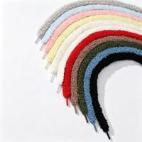 Lacets en polyester colorés de haute qualité, 1,3 cm de large, en peluche, avec un motif flocon de neige mignon, lacets plats doux pour baskets et bottes d'hiver