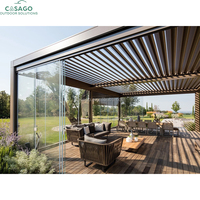 Pergola à lames orientables et inclinables en aluminium pour un confort extérieur