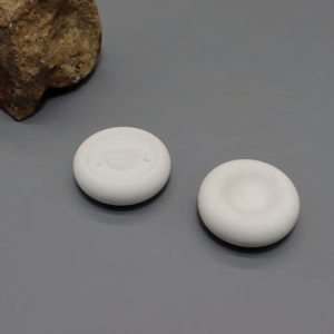 Pierre d'arôme en gypse lisse en forme de galet, en gros, en stock, diffuseur de parfum en plâtre rond, désodorisant suspendu, cadeau - Product Image 1