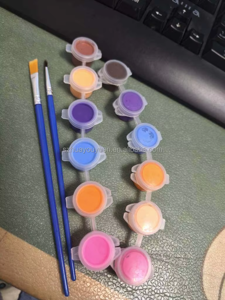 3ml 12-color acrylic paint + 2 paintbrushes
