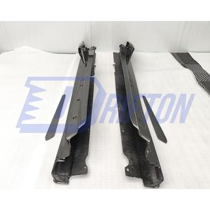 Jupe latérale en fibre de carbone sèche de Style Tecnica pour Lamborghini Huracan LP580 LP610 EVO Performante 2014-2025 - Product Image 1