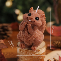 Ensemble cadeau de bougies parfumées artisanales représentant des animaux de la forêt, écureuil, champignon, pomme de pin, citrouille, gland, bougies décoratives en cire de soja, aromathérapie