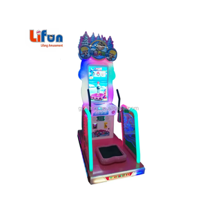 Lifang LF-AG058 Machine <span class=keywords><strong>de</strong></span> jeu d'arcade vidéo <span class=keywords><strong>de</strong></span> <span class=keywords><strong>ski</strong></span> pour enfants, à monnayeur, avec système <span class=keywords><strong>de</strong></span> récompense par loterie, en bois et plastique, écran 32 pouces - Product Image 1