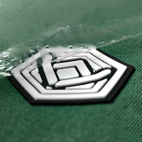 Étiquette en silicone avec logo de marque de luxe, personnalisée, en relief 2D 3D, à repasser sur les vêtements, patch en PVC, accessoires de vêtements, décoration