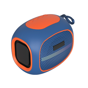 Haut-parleur sans fil <span class=keywords><strong>portable</strong></span> OEM avec lumières colorées, cordon de transport, BT 5.3 <span class=keywords><strong>pour</strong></span> la maison, les fêtes, le camping en plein air - Product Image 2