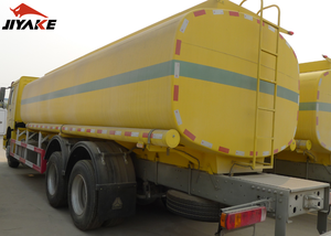 HOWO bonne qualité meilleur prix 12000 <span class=keywords><strong>litres</strong></span> <span class=keywords><strong>3000</strong></span> gallons camion-<span class=keywords><strong>citerne</strong></span> de <span class=keywords><strong>mazout</strong></span> camion-<span class=keywords><strong>citerne</strong></span> camion de transport - Product Image 5