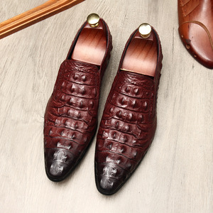 Chaussures en cuir à bout pointu de style britannique, chaussures en cuir de vachette pour affaires et décontractées, chaussures respirantes pour jeunes hommes - Product Image 3