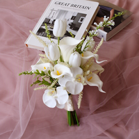 Buket Pengantin Bunga Palsu (Plastik) Kelas Atas dengan Bunga Calla Lilies Tulip Putih Gaya Korea untuk Pemotretan Pernikahan